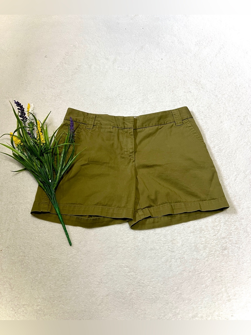 J. Crew Olive City Fit Classic Chino Short - Size 6 (32")
